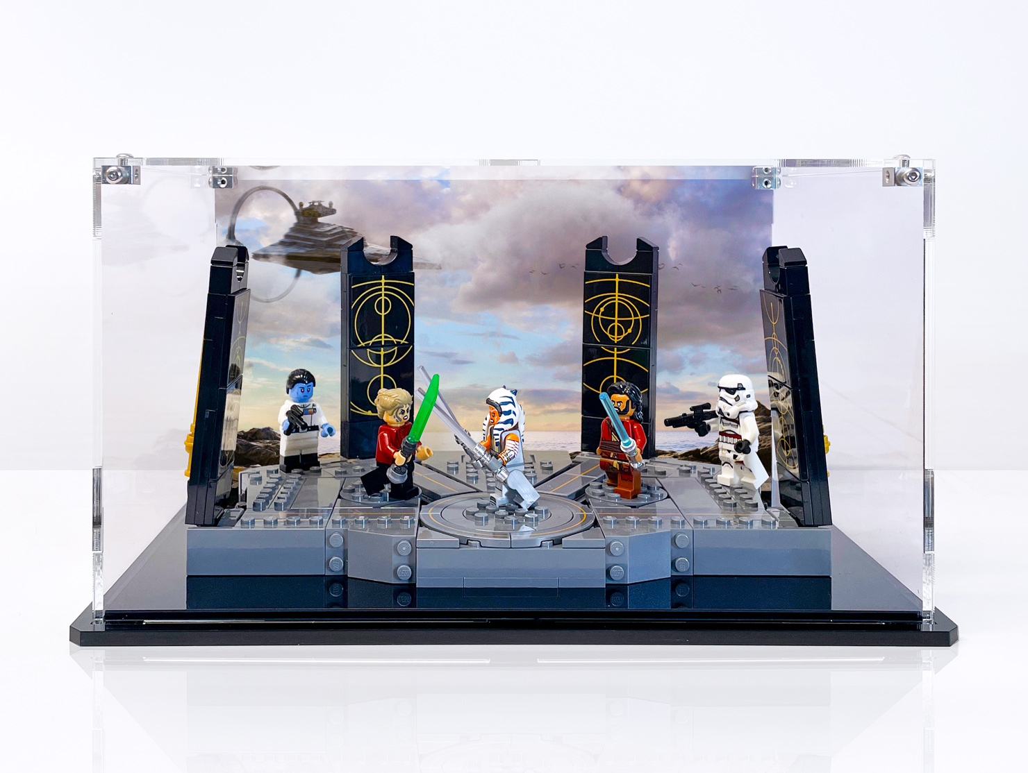 Display Case for LEGO® Star Wars™ Ahsoka Tano's Duel on Peridea - 75385