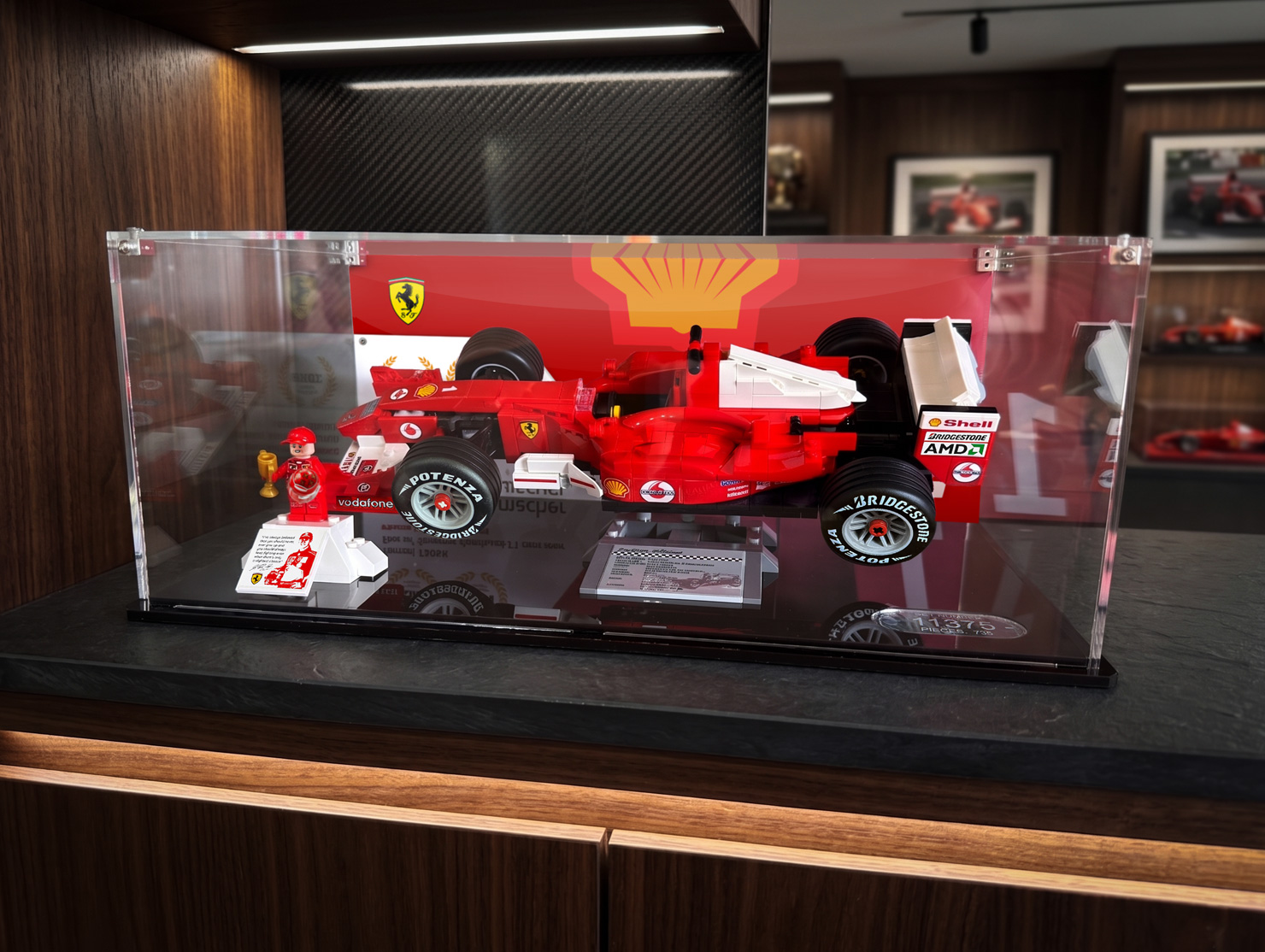 LEGO® Ferrari F2004 F1 & Michael Schumacher (11375) Display Case
