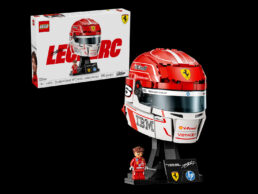 LEGO® Scuderia Ferrari HP Charles Leclerc Helmet (43014) Display Case