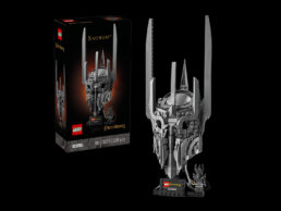 LEGO® The Lord of the Rings: Sauron's Helmet (11373) Display Case