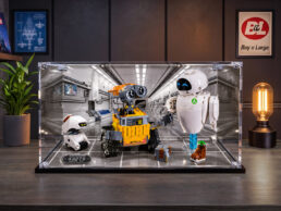 LEGO® WALL-E and EVE (43279) Display Case
