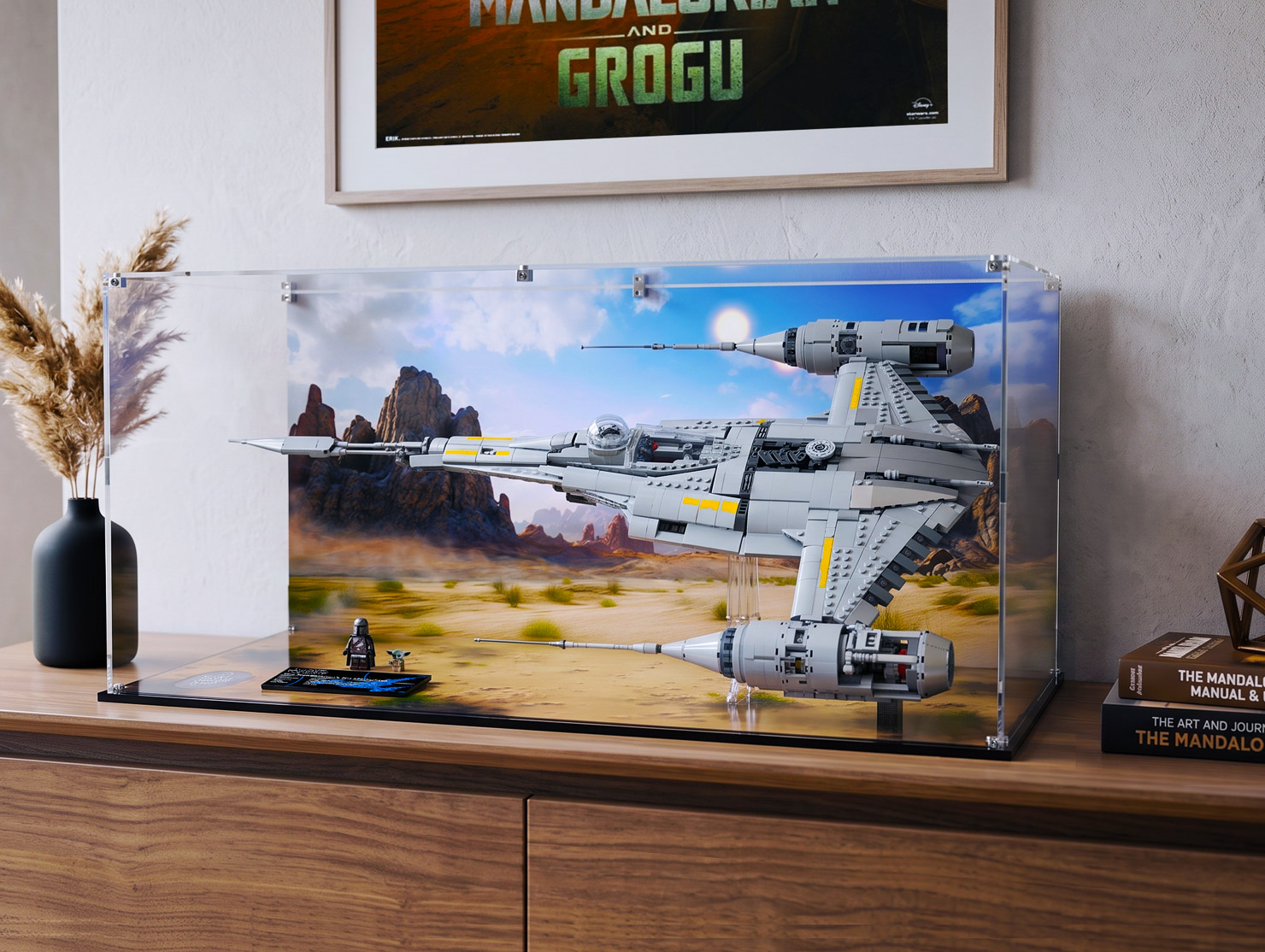 LEGO® Star Wars™ The Mandalorian's N-1 Starfighter™ (75442) Display Case